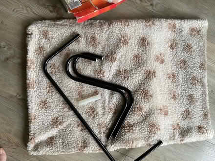 Photo of free Cat radiator bed (St. Albans AL1) #2