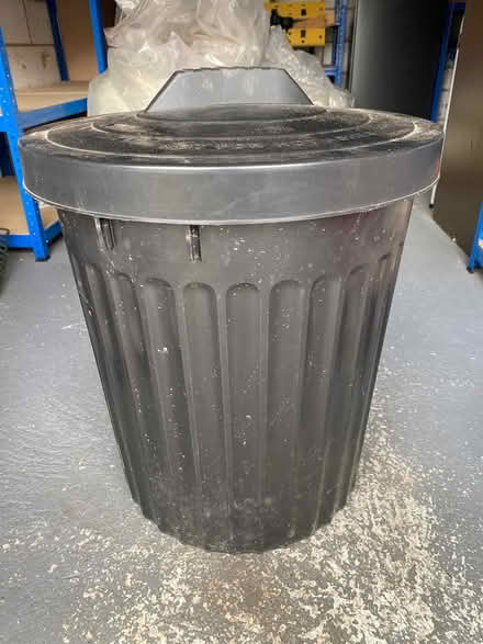 Photo of free Black dustbin (Holmes Chapel) #1