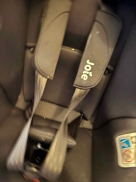 Photo of free Joie I-spin 360 I-size car seat with isofix connectors (Summertown OX2) #2