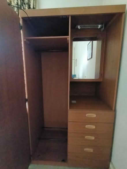 Photo of free Small wardrobe (Putney SW15) #2