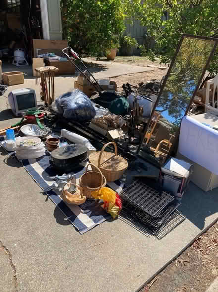 Photo of free Free Garage Sale (Near the Cupertino Library) #2