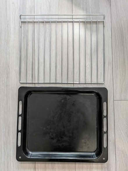 Photo of free Oven trays (Shoreditch, E1) #1