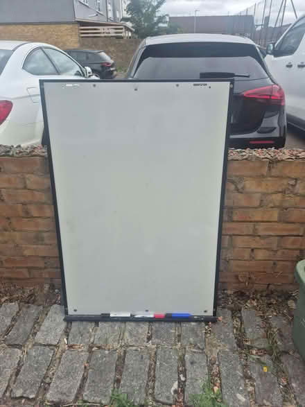 Photo of free Large white board (Harlington UB3) #1