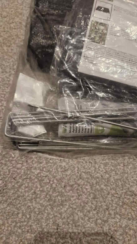 Photo of free Garden sheets and staples (Surbiton KT5) #2