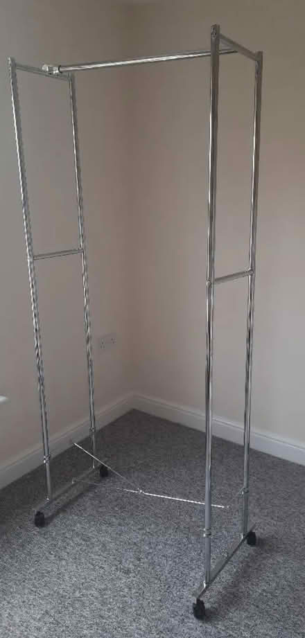 Photo of free New metal clothes rail (Byfleet KT14) #2
