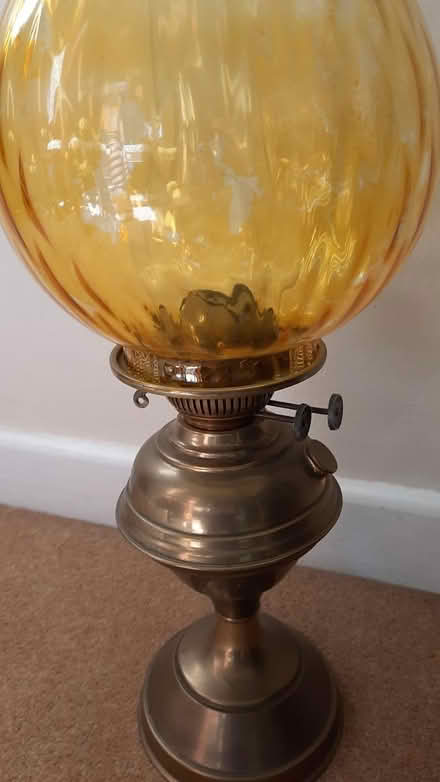 Photo of free Oil/Paraffin lamp (Farlow DY14) #2