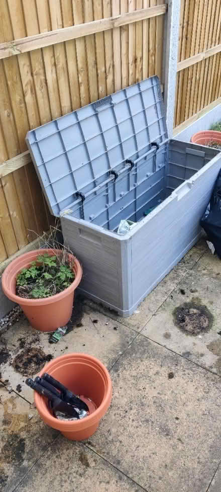 Photo of free Garden box and pots (Nottingham) #1