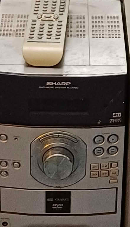 Photo of free Cd dvd radio sharp 5 play dvd (Crook) #2