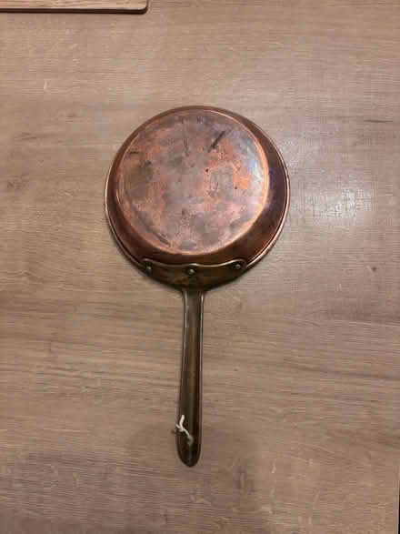Photo of free Copper pan (Low Leighton SK22) #3