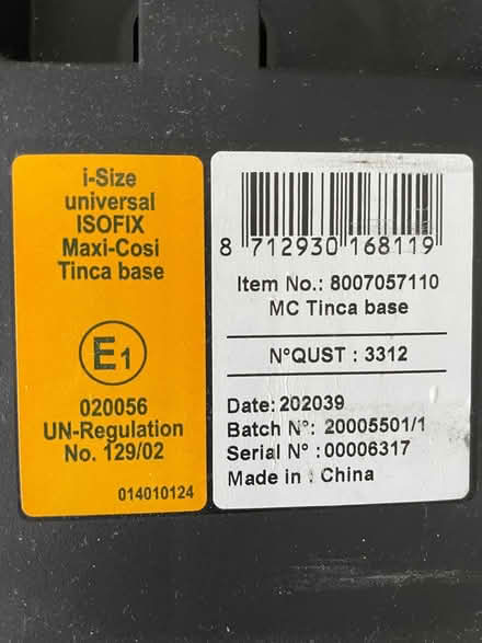 Photo of free Maxi-Cosi car seat base (Langton Green, Tunbridge Wells) #1