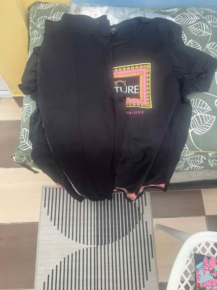 Photo of free Tunic and leggings (East dulwich SE22) #1