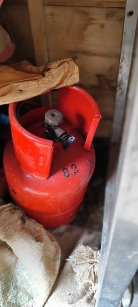 Photo of free Gas cannister (North Lichfield WS13) #1