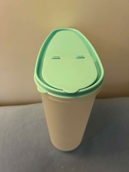 Photo of free Food storage container (Jennetts park RG12) #2