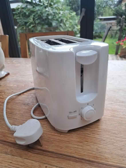 Photo of free Toaster (Weston BA1) #1