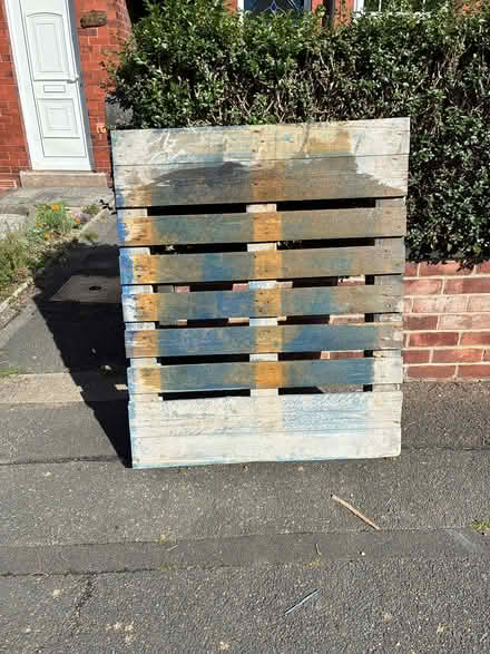 Photo of free Wooden pallet (Walton, Chesterfield S40) #2