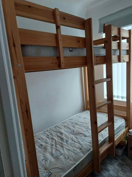 Photo of free Kids size bunk bed (Dagenham RM8) #3