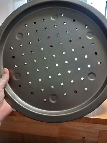 Photo of free round pizza trays (Mile Oak BN41) #1