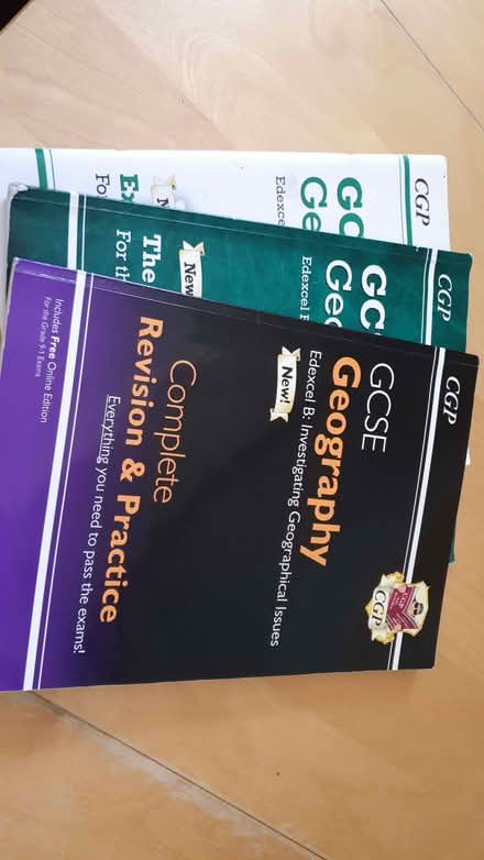 Photo of free Gcse study guide - Geography, Music, English (Wokingham RG40) #1