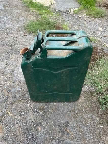 Photo of free Jerry Can (Garsington OX44) #2