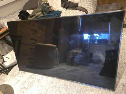 Photo of free 48 inch tv (broken, use for parts) (High Wycombe HP11) #1