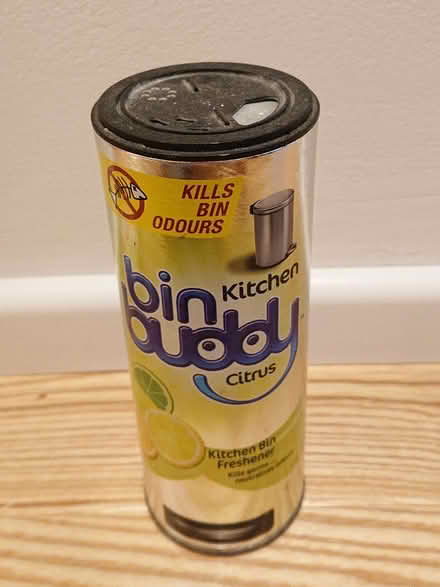 Photo of free kitchen bin buddy powder (Central Lancaster LA1) #1