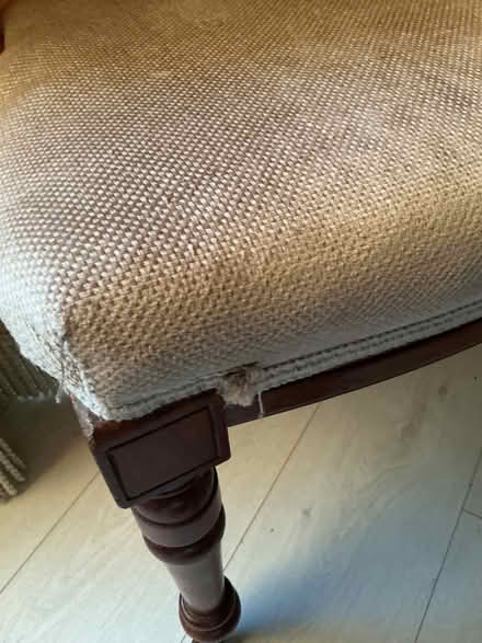 Photo of free Vintage chair with carved detail (Greenwich SE10) #4