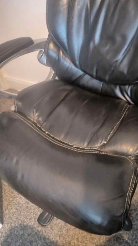 Photo of free Chair (B29) #3