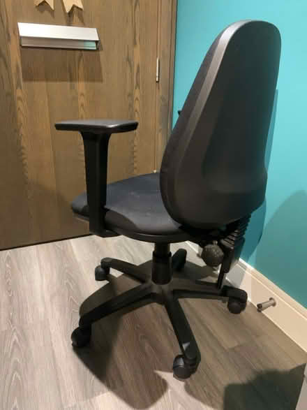Photo of free Office chair (SW6) (Fulham SW6) #3