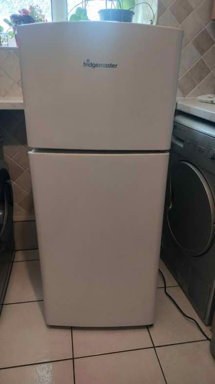 Photo of free Fully functional fridge (Bermondsey station, SE16 4) #1