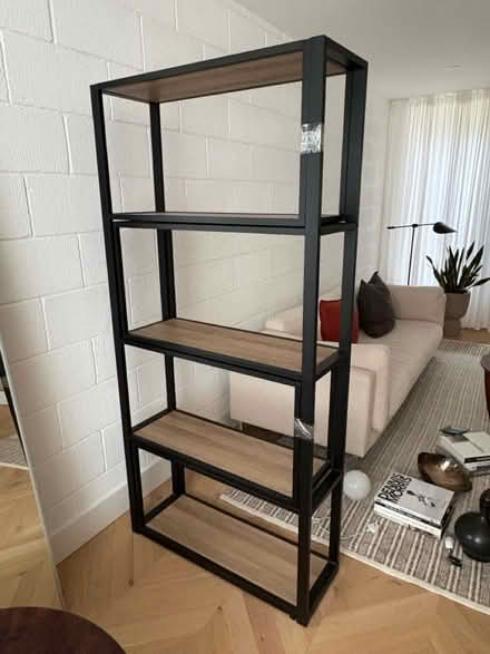 Photo of free Dunelm extendable shelf (Se8 5ae) #3