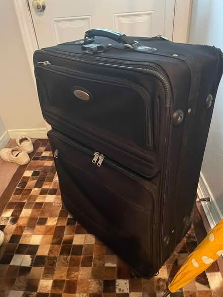 Photo of free Large suitcase-Cooksville (l5b) #4