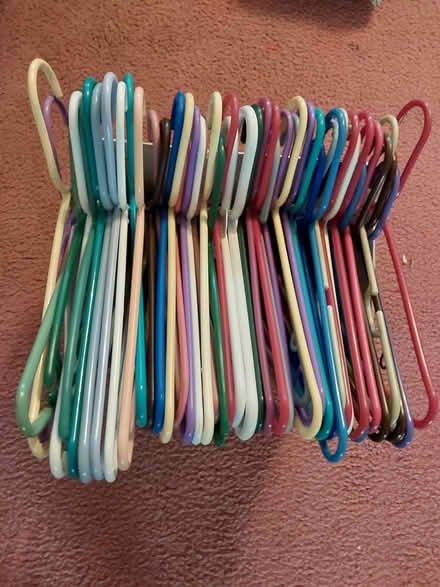 Photo of free box of hangers (Spencerport) #1