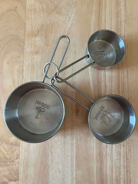 Photo of free Measuring Cups (Dean Court OX2) #1