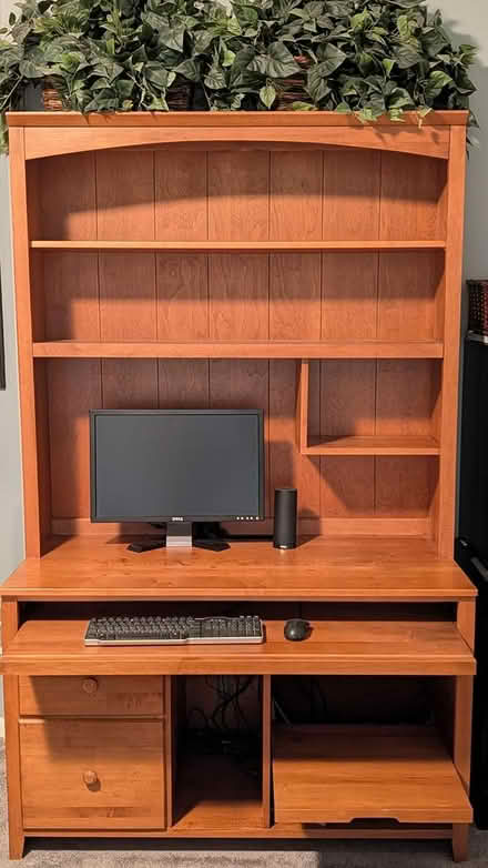 Photo of free Ethan Allen computer desk (Allentown) #3