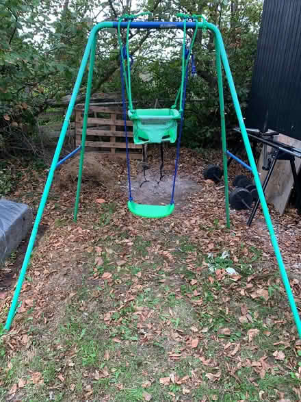 Photo of free Swing with 2 seats one for smaller kids (Broadley Common CM19) #3