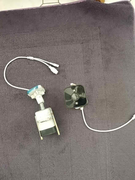 Photo of free Pair of Zosi Wi Fi CCTV Cameras (Heswall CH60) #1