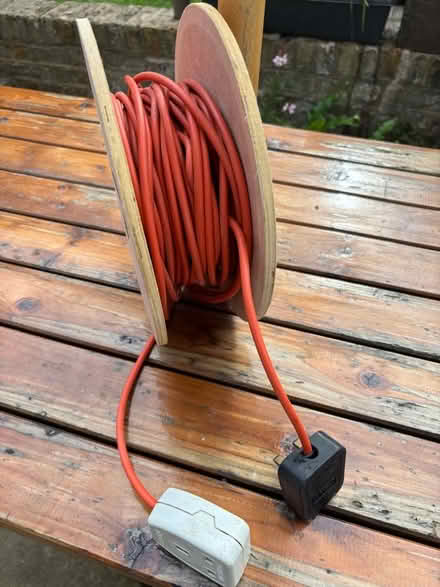 Photo of free House extension cable on reel (Canonbury N1) #1