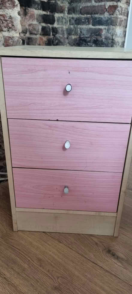 Photo of free Small cabinet (Hastings TN34) #1