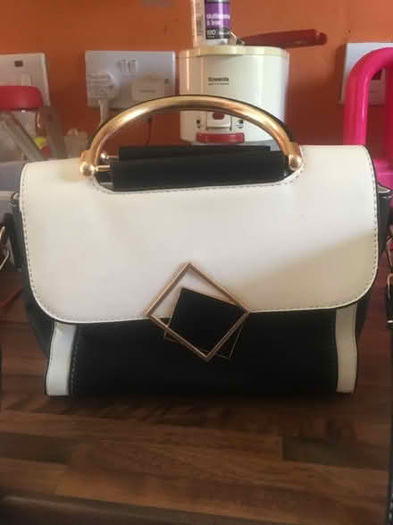 Photo of free New Ladies pocket book Handbag (Liverpool L6) #2