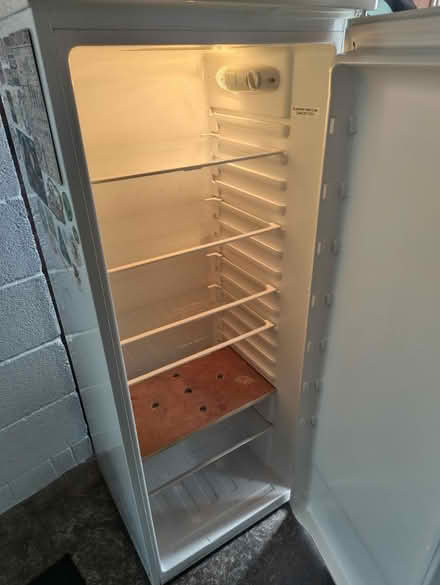 Photo of free 5ft Fridge Working Condition (Newport, TF10) #3