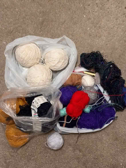 Photo of free Bundle of mixed yarn (Sanderstead CR2) #1