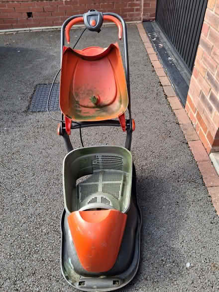 Photo of free Flymo Hover Compact 350 (Cradley WR13) #4