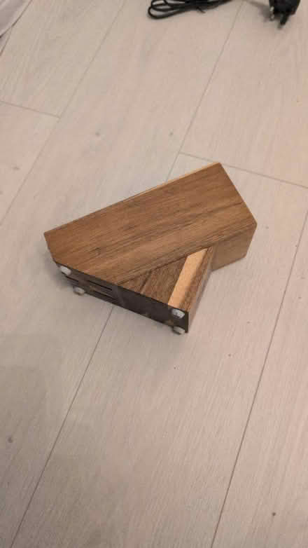 Photo of free Knife block (E6 5RN) #2