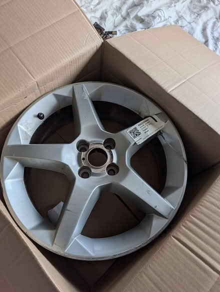 Photo of free Vauxhall tigra spare wheel (Hackbridge) #1