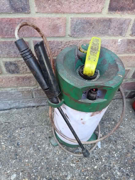 Photo of free Ronseal fence sprayer (Haldens AL7) #1