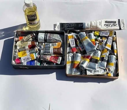 Photo of free Used artists paints (Stony Stratford MK11) #1