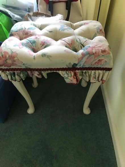 Photo of free Bedroom stool with upholstered top (Sockbridge CA10) #1