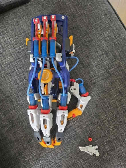 Photo of free Hydraulic cyborg hand (Sale M33) #2
