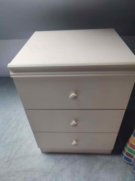 Photo of free chest of drawers (Highfield HP2) #1