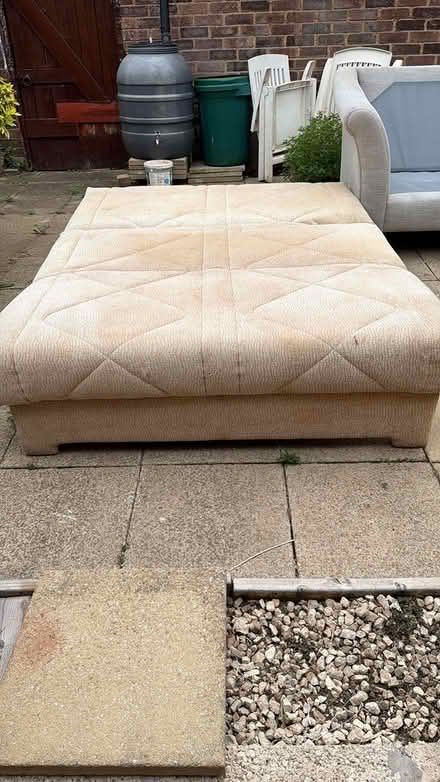 Photo of free Sofa bed (EN8) #2